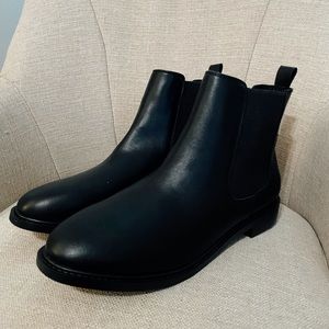 NBW Classic Chelsea Boot Ann Taylor (Missy)